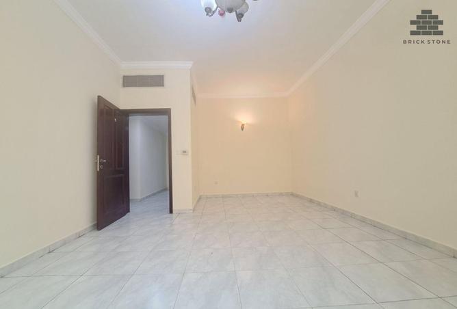 1004646 - Property Image 2