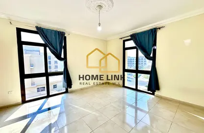 Apartment - 2 Bedrooms - 3 Bathrooms for rent in Piazza 3 - La Piazza - Fox Hills - Lusail