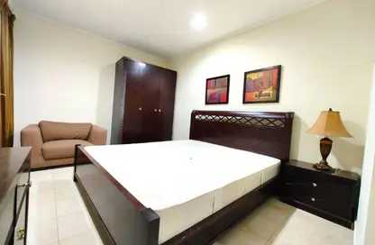 Apartment - Studio - 1 Bathroom for rent in Al Aqaria Tower - Old Salata - Salata - Doha