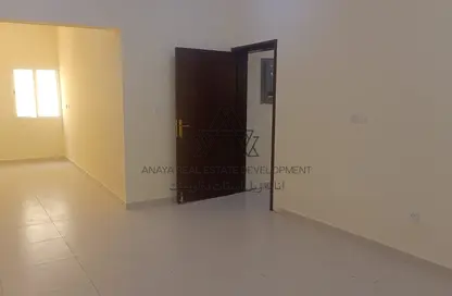 فيلا - 2 غرف نوم - 2 حمامات للايجار في شارع  بو هامو - أبو هامور - الدوحة