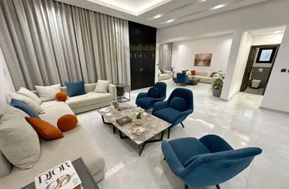 Villa - 5 Bedrooms - 7+ Bathrooms for rent in Al Thumama - Al Thumama - Doha