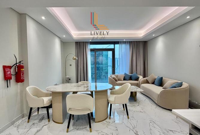 984321 - Property Image 2