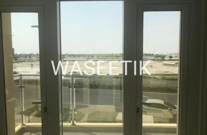 Apartment - 2 Bedrooms - 3 Bathrooms for sale in Boulevard View - Yasmeen City - Lusail