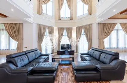 Villa - 5 Bedrooms - 6 Bathrooms for rent in East Gate - West Bay Lagoon - Doha