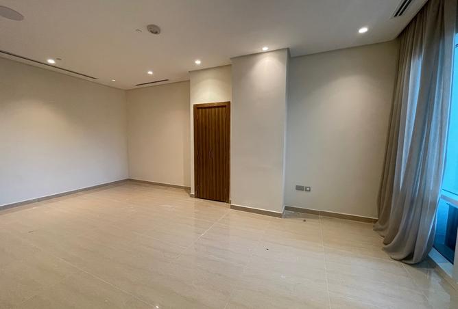 957737 - Property Image 3