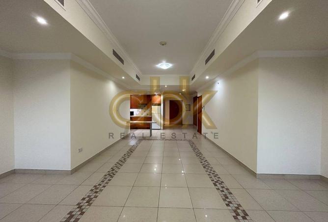 953633 - Property Main Image