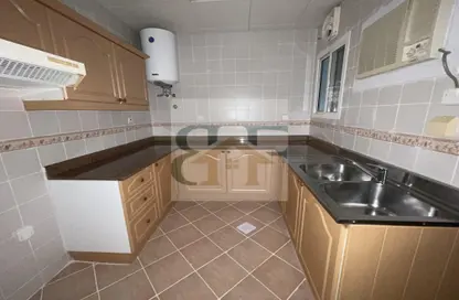 Apartment - 3 Bedrooms - 3 Bathrooms for rent in Fereej Bin Mahmoud South - Fereej Bin Mahmoud - Doha