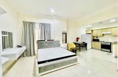 Apartment - Studio - 1 Bathroom for rent in Al Sadd Road - Al Sadd - Doha