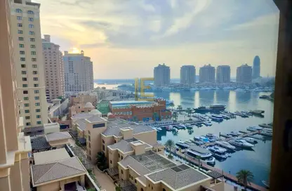 Apartment - 1 Bedroom - 2 Bathrooms for rent in Porto Arabia - The Pearl Island - Doha