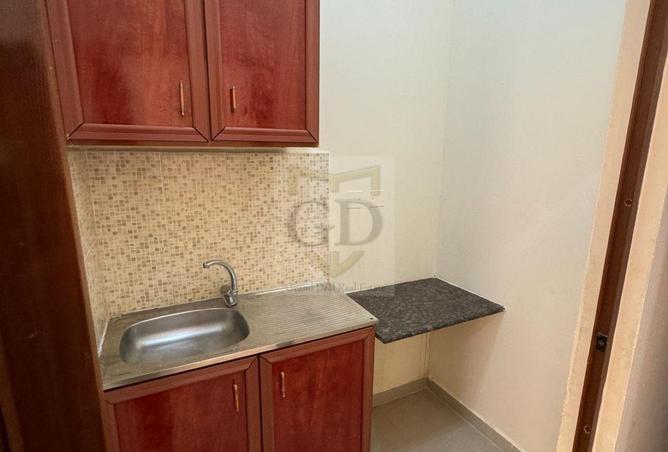 988248 - Property Image 3