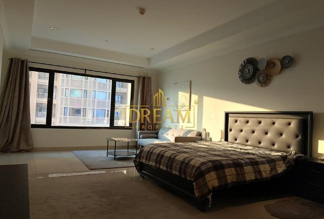 963703 - Property Image 2