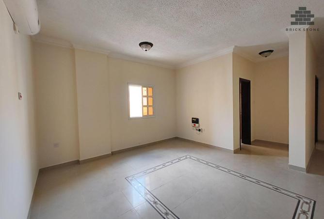 988732 - Property Image 2