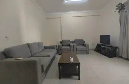 Apartment - 1 Bedroom - 1 Bathroom for rent in Salaja Street - Doha Al Jadeed - Doha