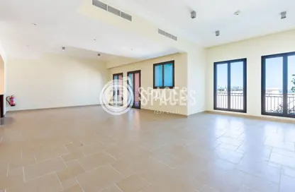 Townhouse - 2 Bedrooms - 3 Bathrooms for sale in Venezia - Qanat Quartier - The Pearl Island - Doha