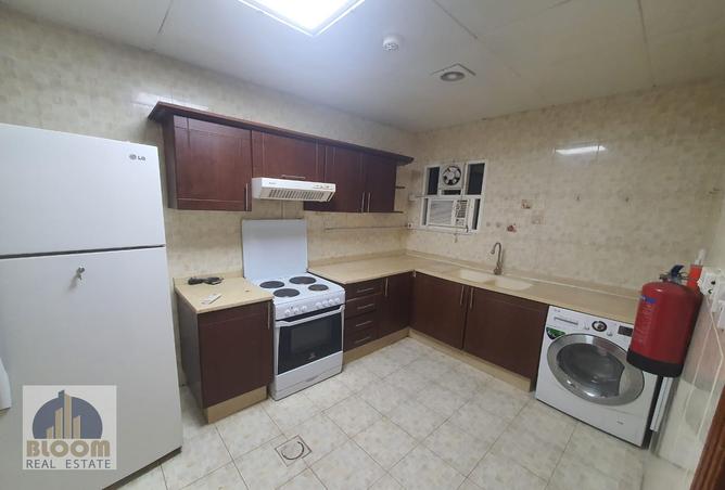 806558 - Property Image 3