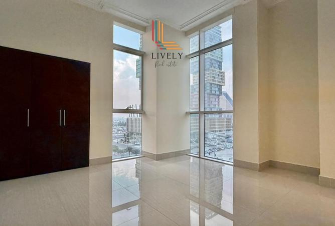 990610 - Property Image 2