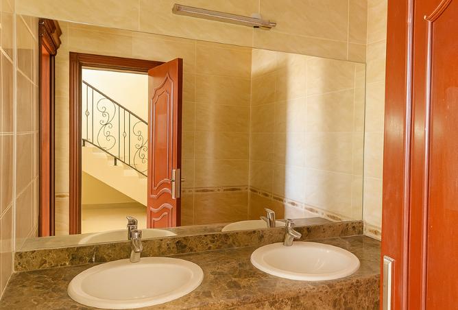 834030 - Property Image 3