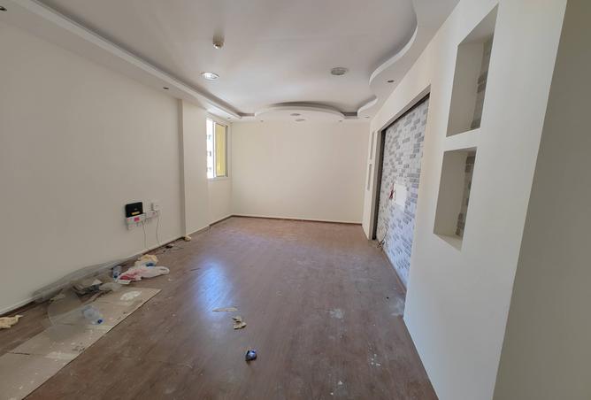 940843 - Property Image 2