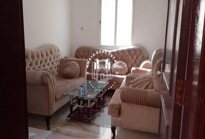 978890 - Property Image 2