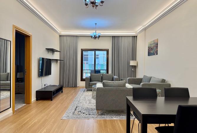 989189 - Property Image 2