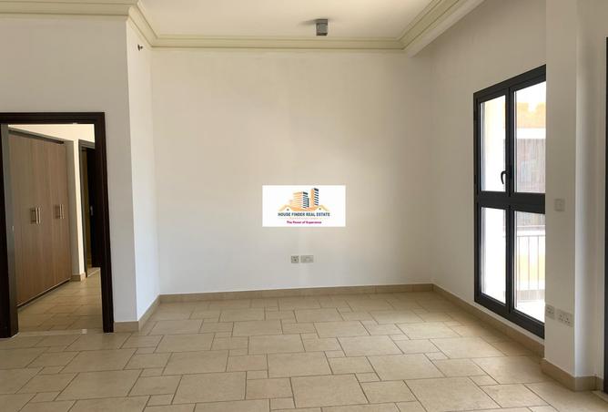 937002 - Property Image 2