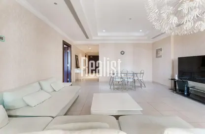 Apartment - 2 Bedrooms - 3 Bathrooms for sale in East Porto Drive - Porto Arabia - The Pearl Island - Doha