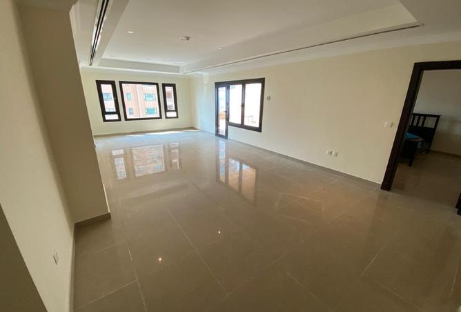 951255 - Property Image 3