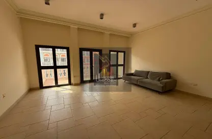 Apartment - 1 Bedroom - 2 Bathrooms for rent in Mercato - Qanat Quartier - The Pearl Island - Doha