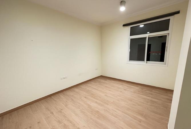 979650 - Property Image 3