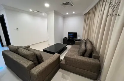 Apartment - 2 Bedrooms - 2 Bathrooms for rent in Al Bida'a Tower - Corniche Road - Corniche Road - Doha
