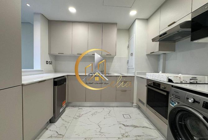 988724 - Property Image 3