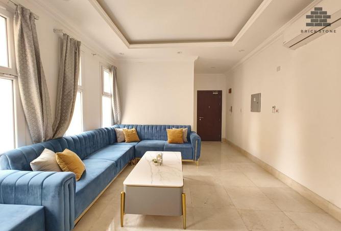 981280 - Property Image 2