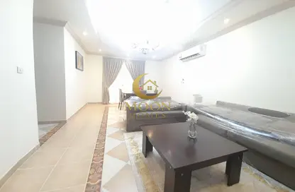 شقة - 2 غرف نوم - 2 حمامات للايجار في سومرست أل منصور - المنصورة - الدوحة