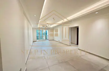 Apartment - 2 Bedrooms - 3 Bathrooms for rent in Giardino Gardens - Giardino Villas - The Pearl Island - Doha