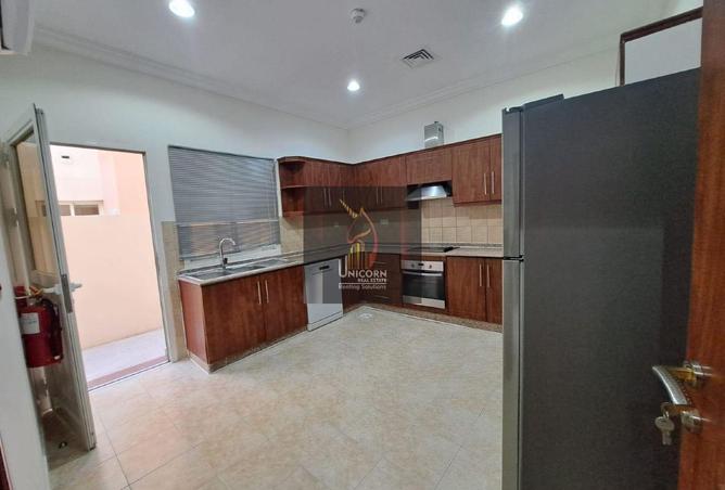 965874 - Property Image 3