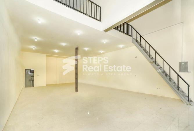 995402 - Property Image 2