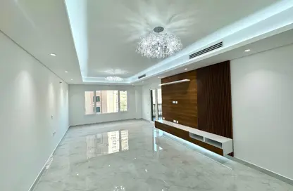 Apartment - 2 Bedrooms - 3 Bathrooms for sale in East Porto Drive - Porto Arabia - The Pearl Island - Doha