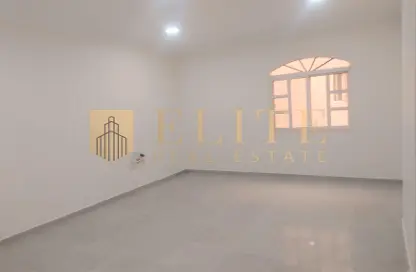 Apartment - 2 Bedrooms - 2 Bathrooms for rent in Al Sadd Road - Al Sadd - Doha