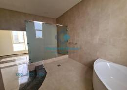 فيلا - 7 غرف نوم - 8 حمامات للكراء في بوابة الخيساء - الخيصة - أم صلال محمد