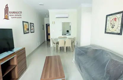 Apartment - 2 Bedrooms - 2 Bathrooms for rent in Umm Ghuwailina - Doha
