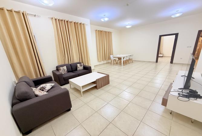 976483 - Property Main Image