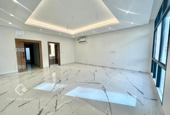 1001298 - Property Image 3