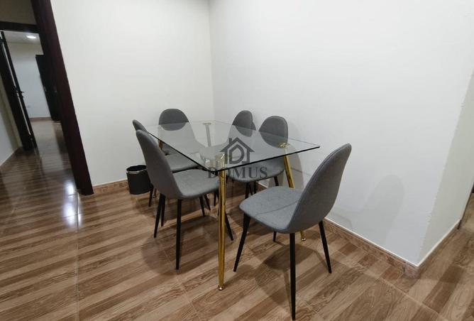 987516 - Property Image 2