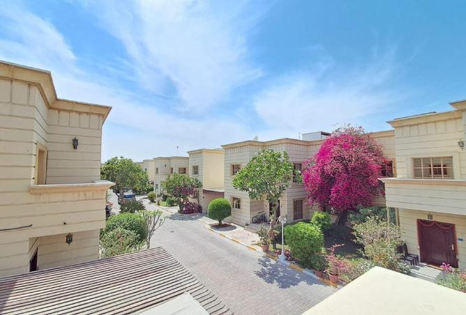 950755 - Property Image 2