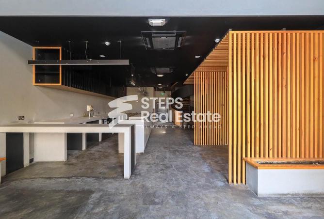Shop - Studio for rent in Bin Omran 35 - Fereej Bin Omran - Doha