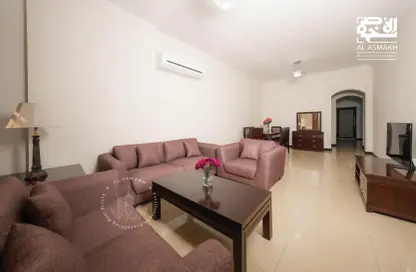 Living Room image for: Apartment - 2 Bedrooms - 1 Bathroom for rent in Regency Residence Al Sadd - Regency Residence Al Sadd - Al Sadd - Doha, Image 1