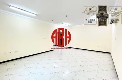 Compound - 5 Bedrooms - 4 Bathrooms for rent in Ain Khaled Villas - Ain Khaled - Doha