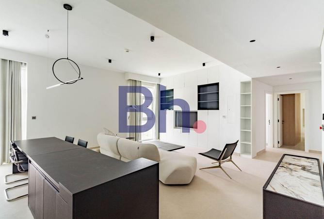 970280 - Property Image 2