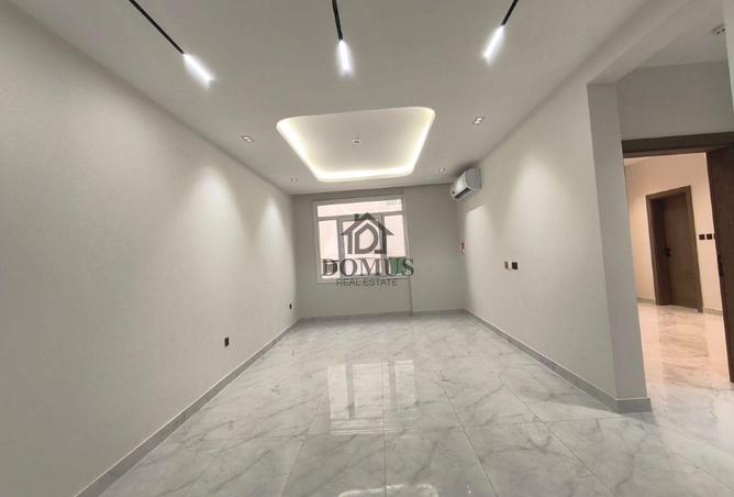 997686 - Property Image 2