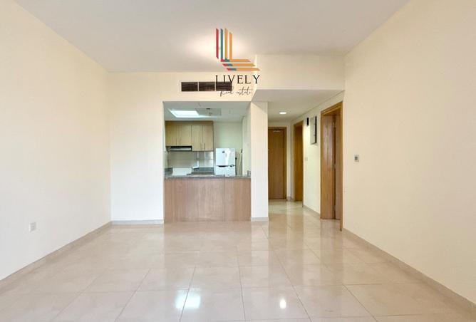 977254 - Property Image 2